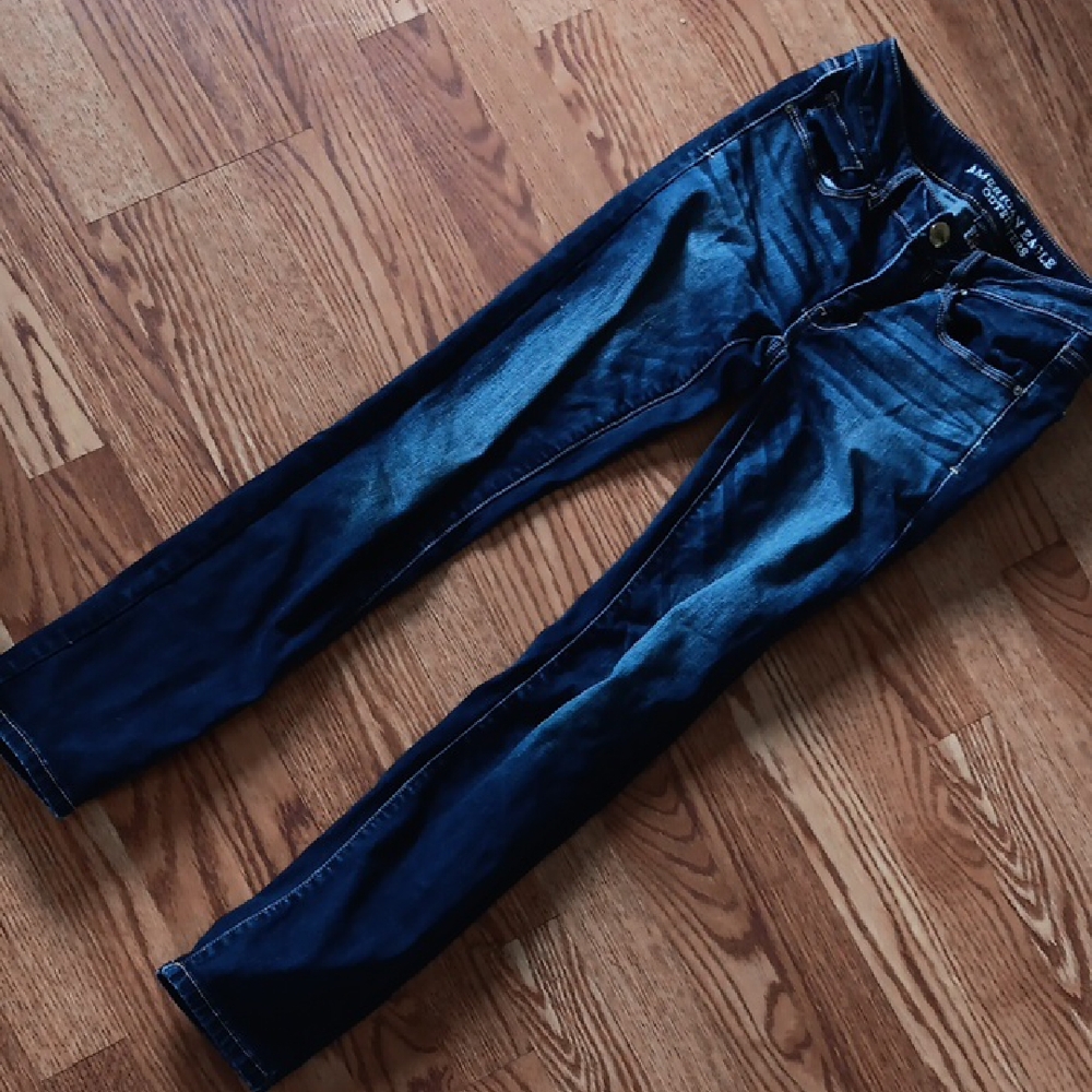 American Eagle Blue Jeans